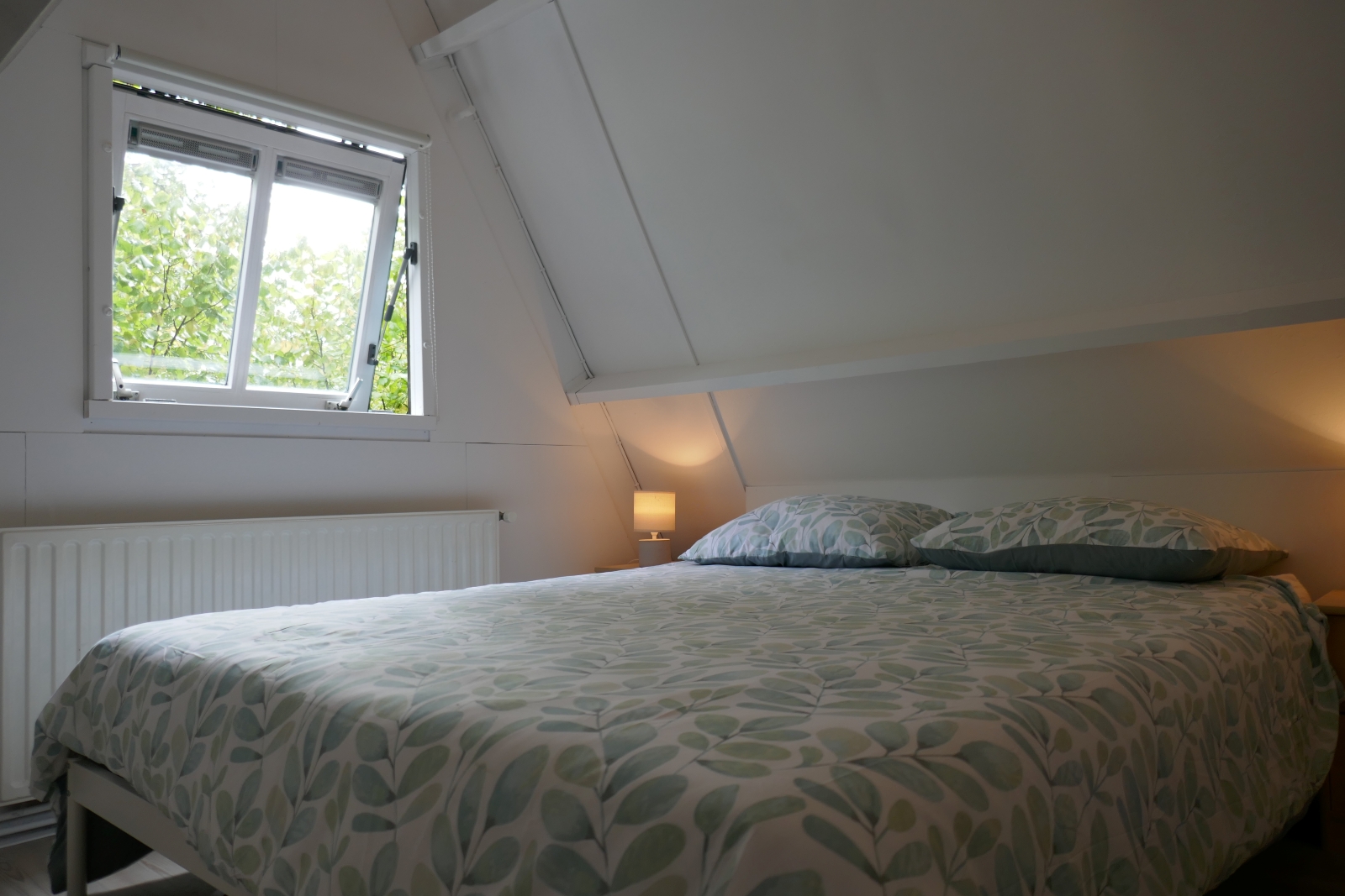 Slaapkamer met 2 persoonsbed